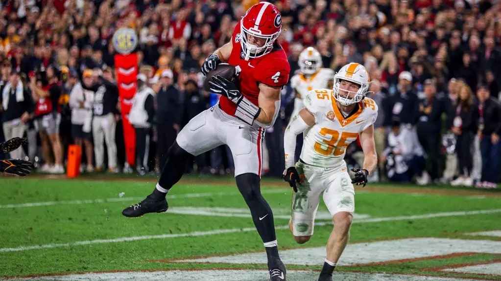 2026 TE Prospects headshot of Oscar Delp